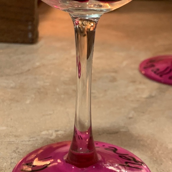 DISNEY CLASSICS ALICE IN WONDERLAND CHESHIRE CAT WINE GLASS set 3 - Picture 5 of 7